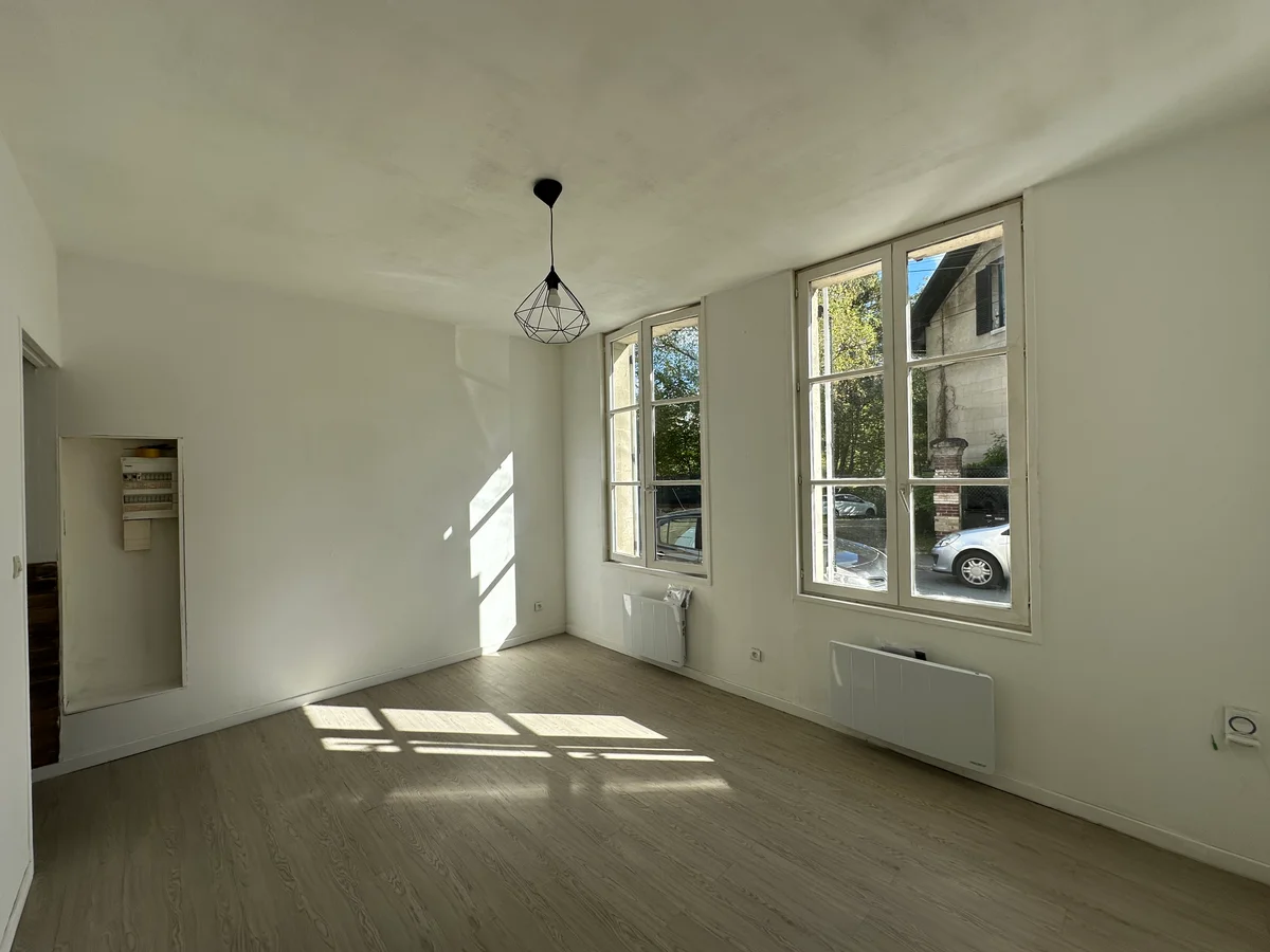 Pierrefonds, a deux pas du centre ville