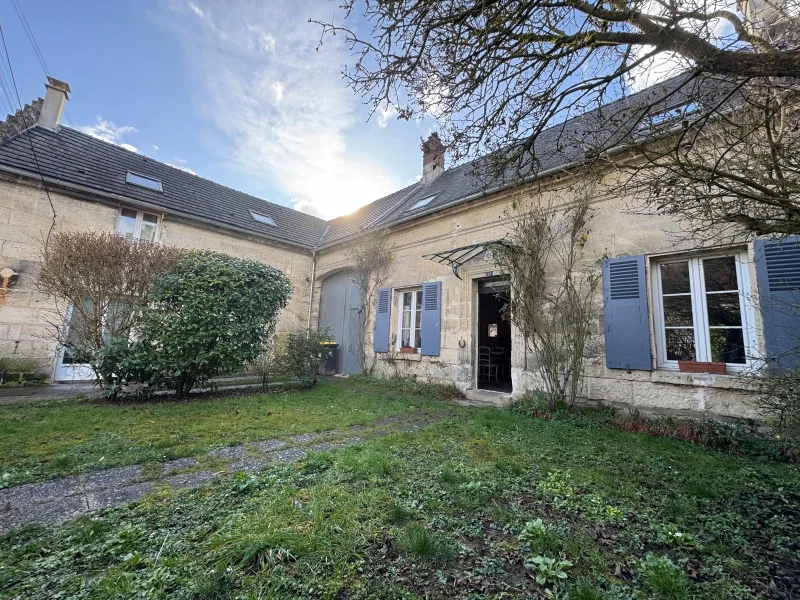 MAISON PIERRES + Gîte