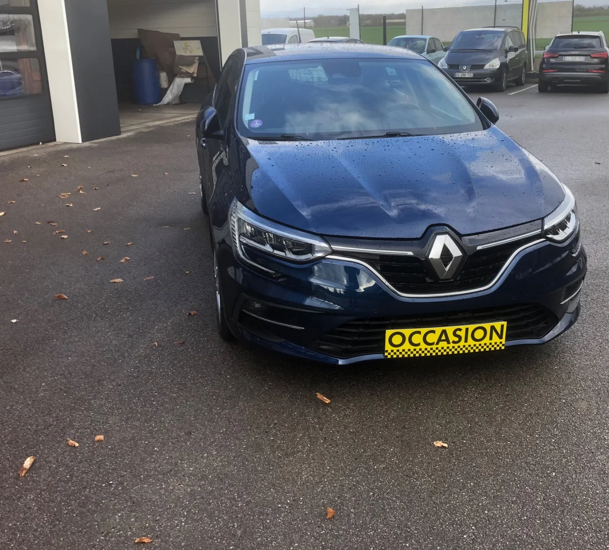 RENAULT MEGANE 1.3 TCE 140CH BUSINESS BOÎTE AUTOMATIQUE  - Miniature 2