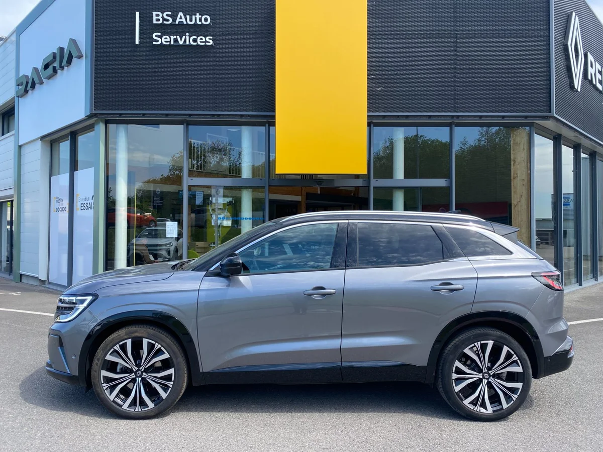 Renault Austral Hybrid 200cv Iconic - Miniature 2