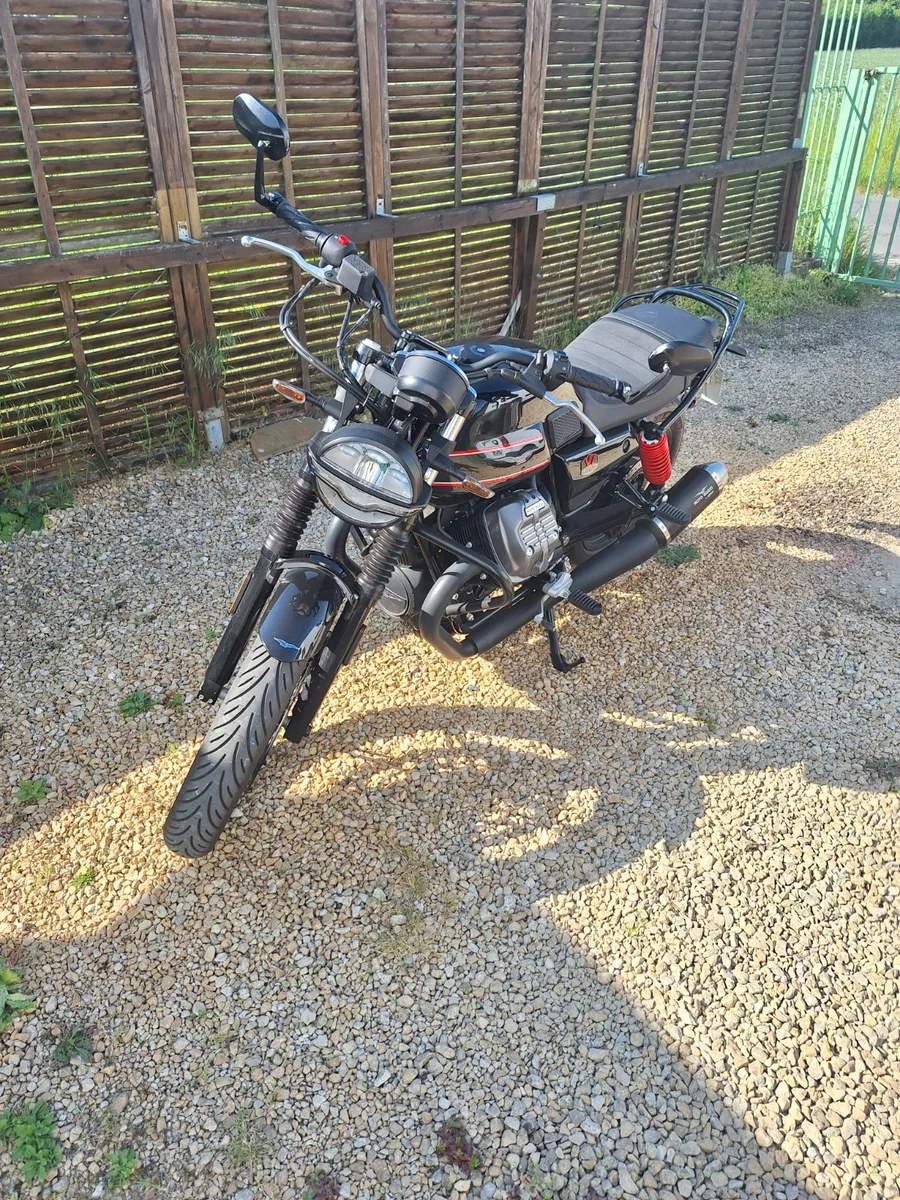 moto guzzi - Miniature 2