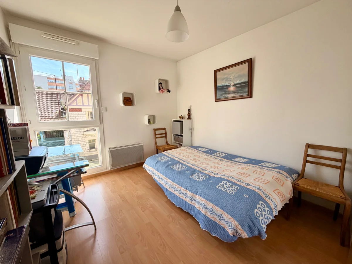 Appartement T3 à Compiègne 70 m2 avec 2 places de parking - Miniature 4
