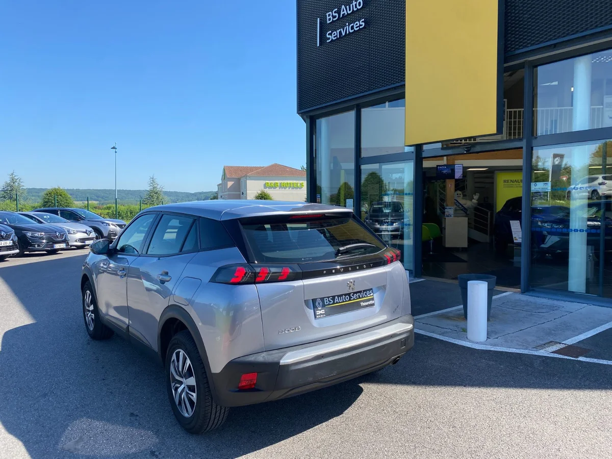 Peugeot 2008 1.5 Blue hdi 100 Active - Miniature 3