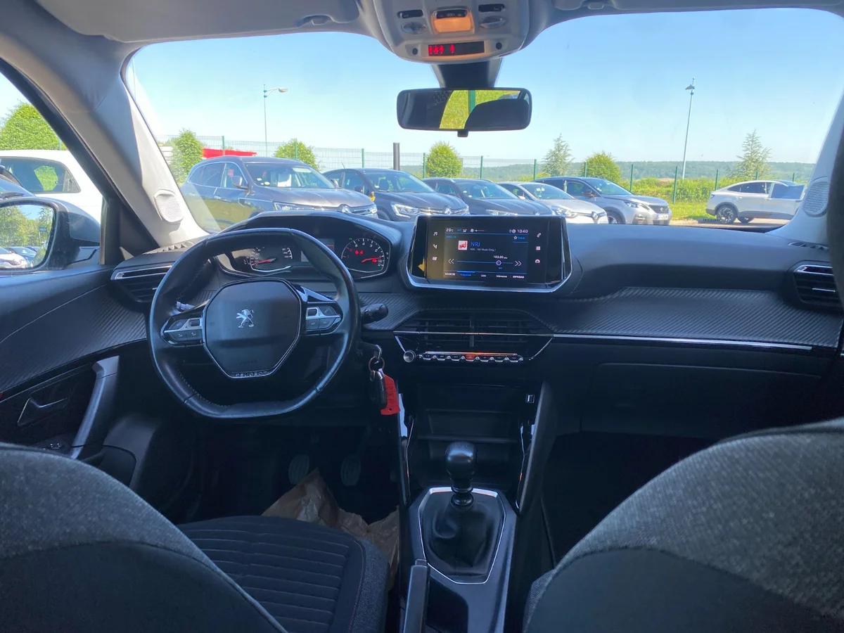 Peugeot 2008 1.5 Blue hdi 100 Active - Miniature 4