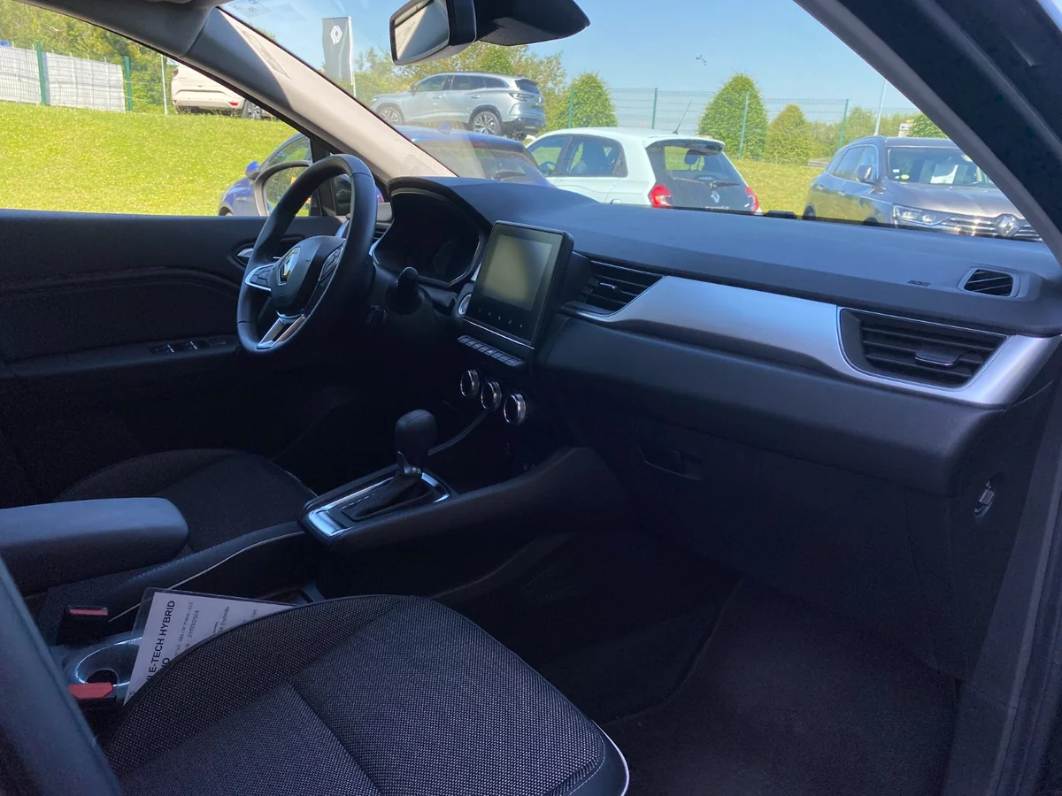 Renault Captur Hybrid 145 Techno - Miniature 5