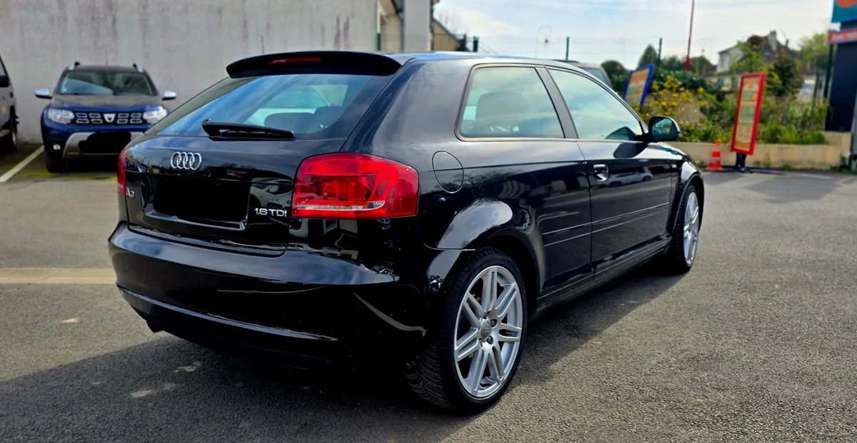 Audi A3 2009 diesel 142 800 km Chevrieres - Miniature 2