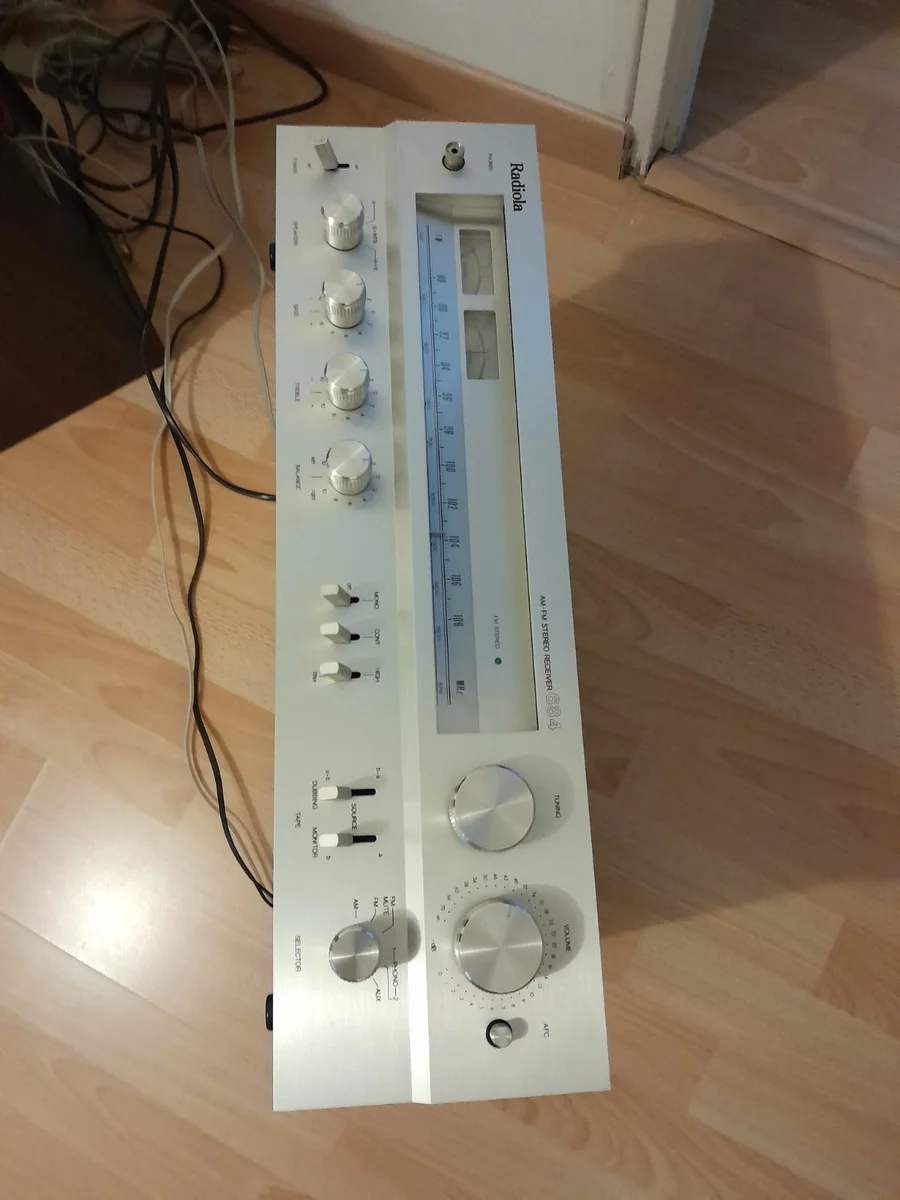 Platine radio Radiola avec 2 enceintes.  - Miniature 3