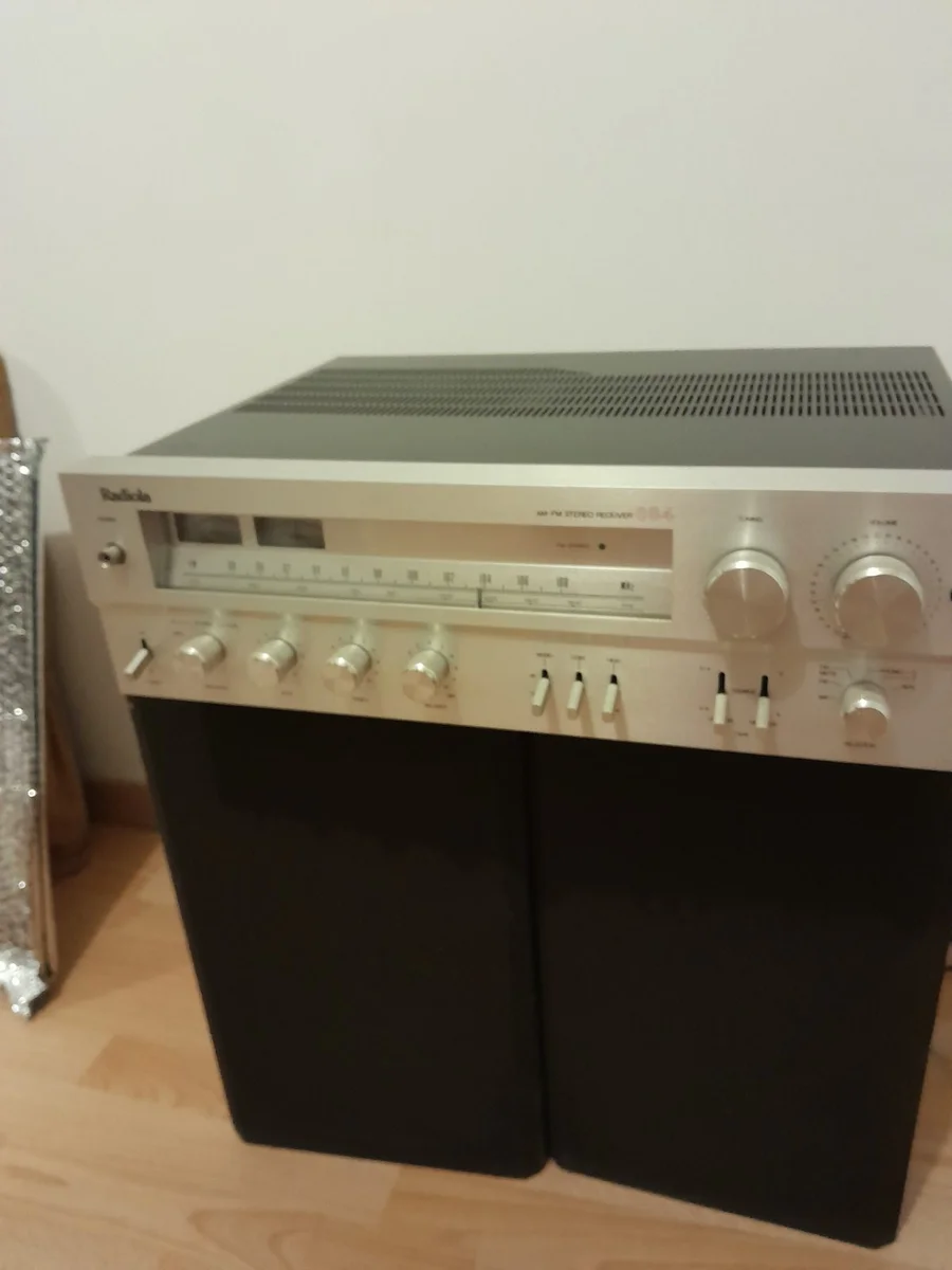 Platine radio Radiola avec 2 enceintes.  - Miniature 4